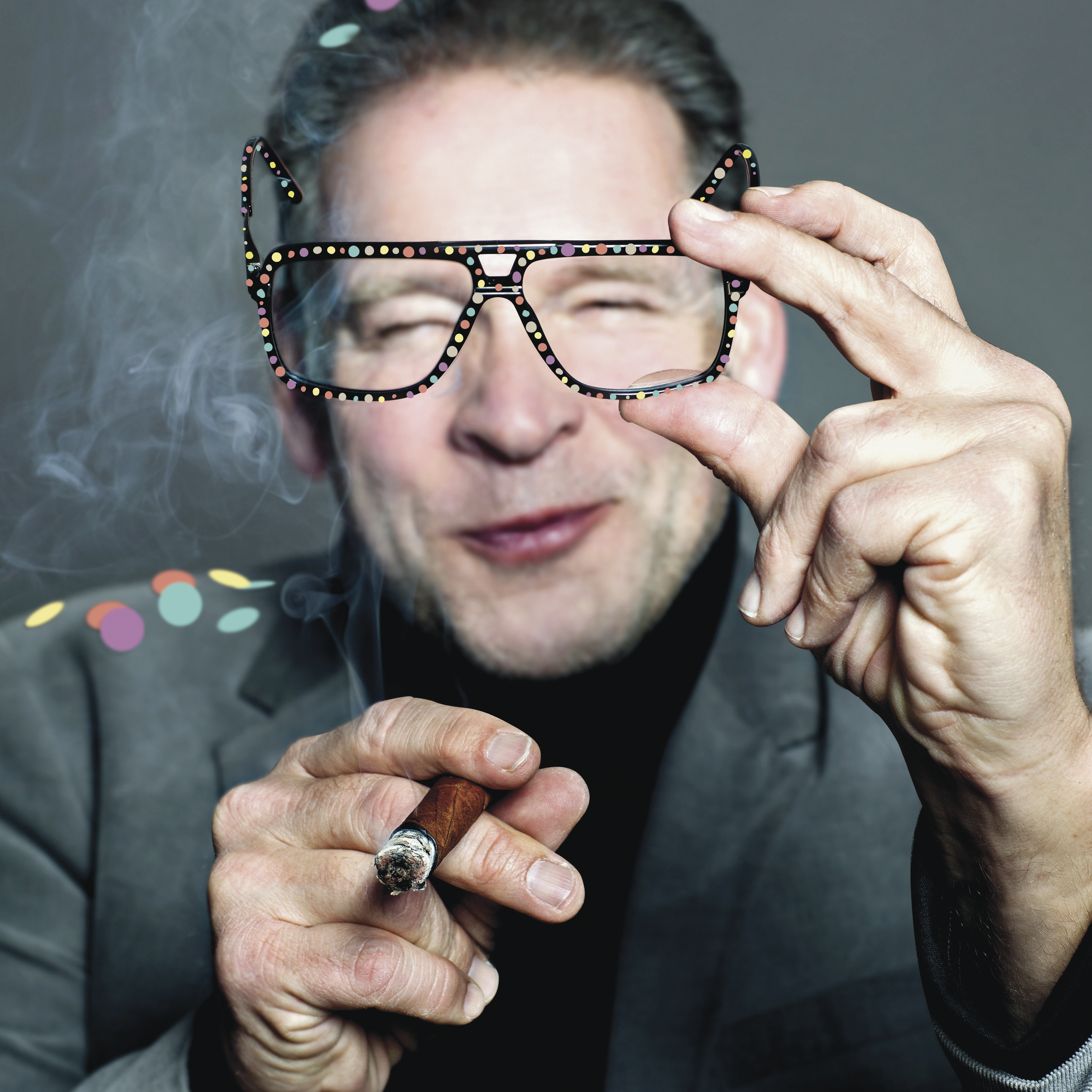 Dec03 KZ Erik Van Muiswinkel Drs. P, The Party F Curly & Straight PF Vierkant