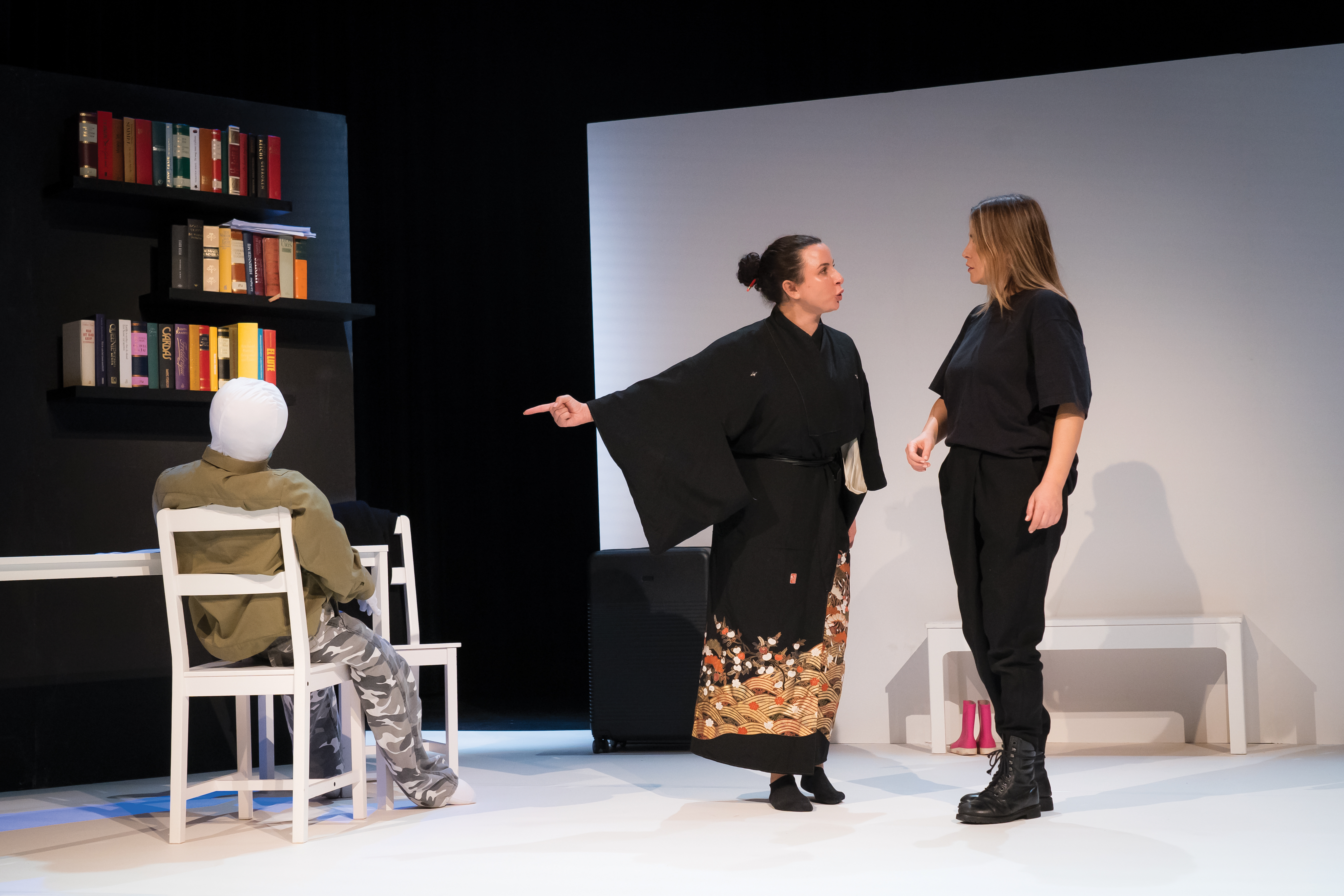 Apr02 KZ Victoria Koblenko Golem F Stefan Jansen SF02