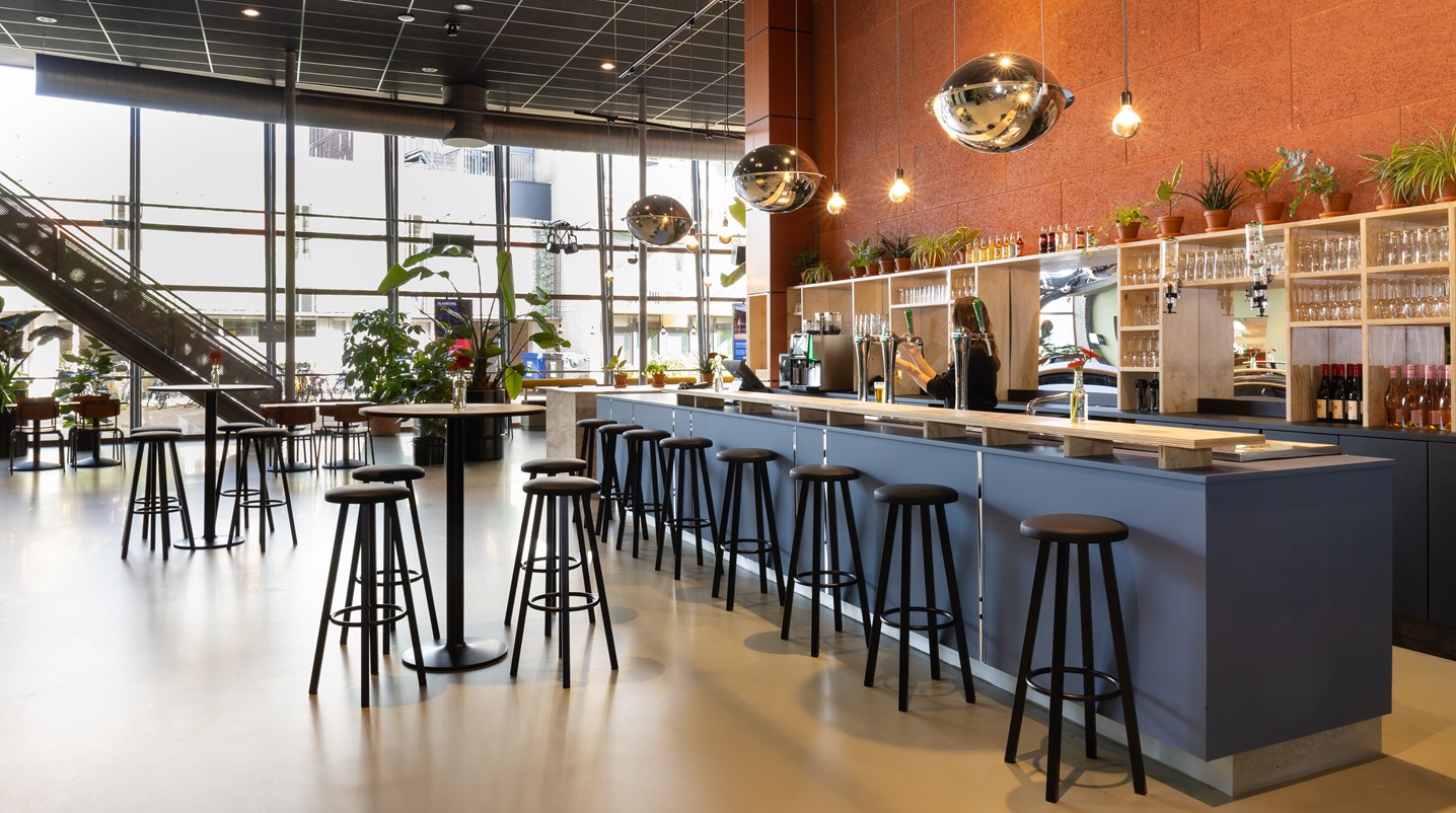 De Landing Foyer Bar 1 Ohran Sahin
