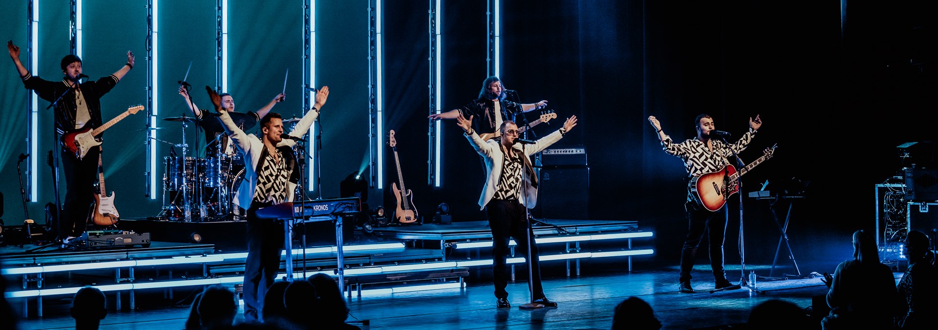 Nov06 GZ Bee Gees By MAINCOURSE You Should Be Dancing F SHOTBYPHAE SF (6)