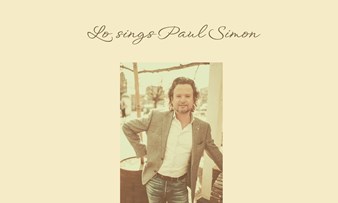 Nov02 GZ Lo Sings Paul Simon Liggend F Tom Beek PF (2)