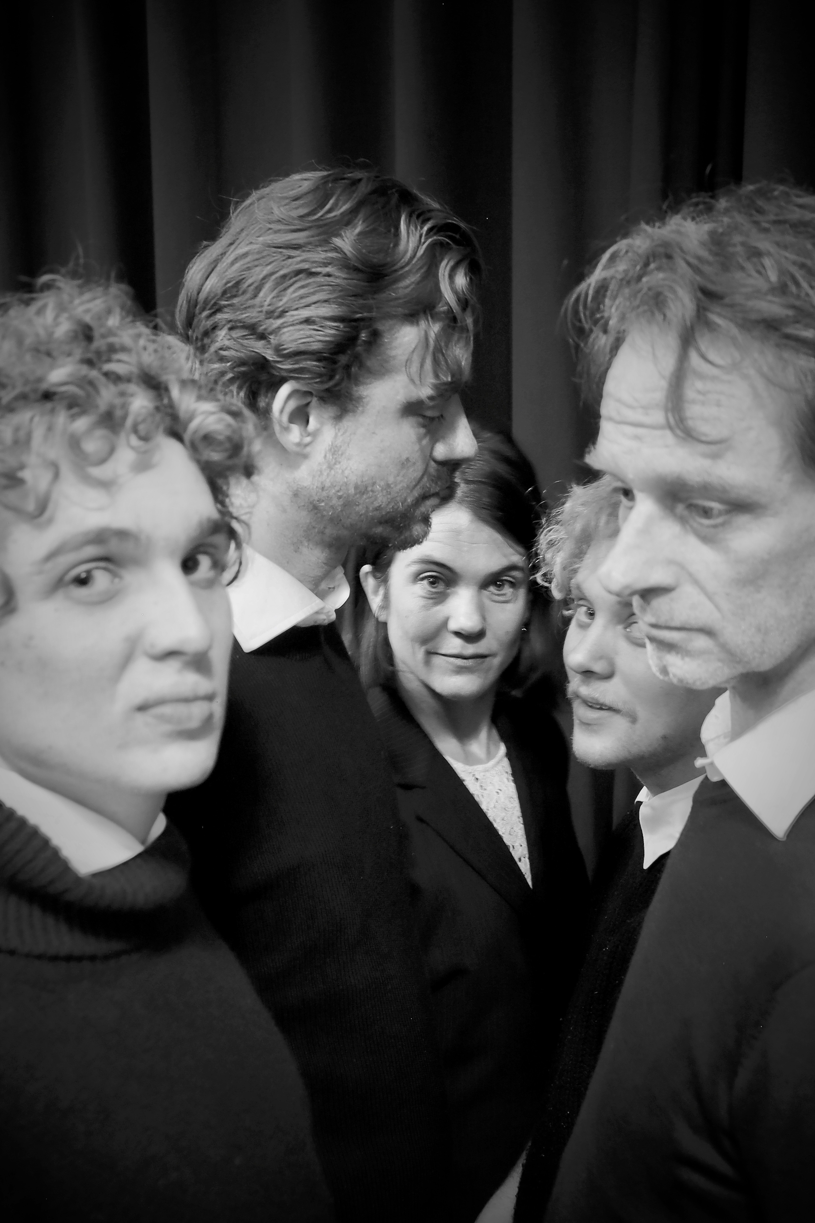 Mrt07&08 Studio Antigone Ivanov Staand Zw Groep 2 PF (1)