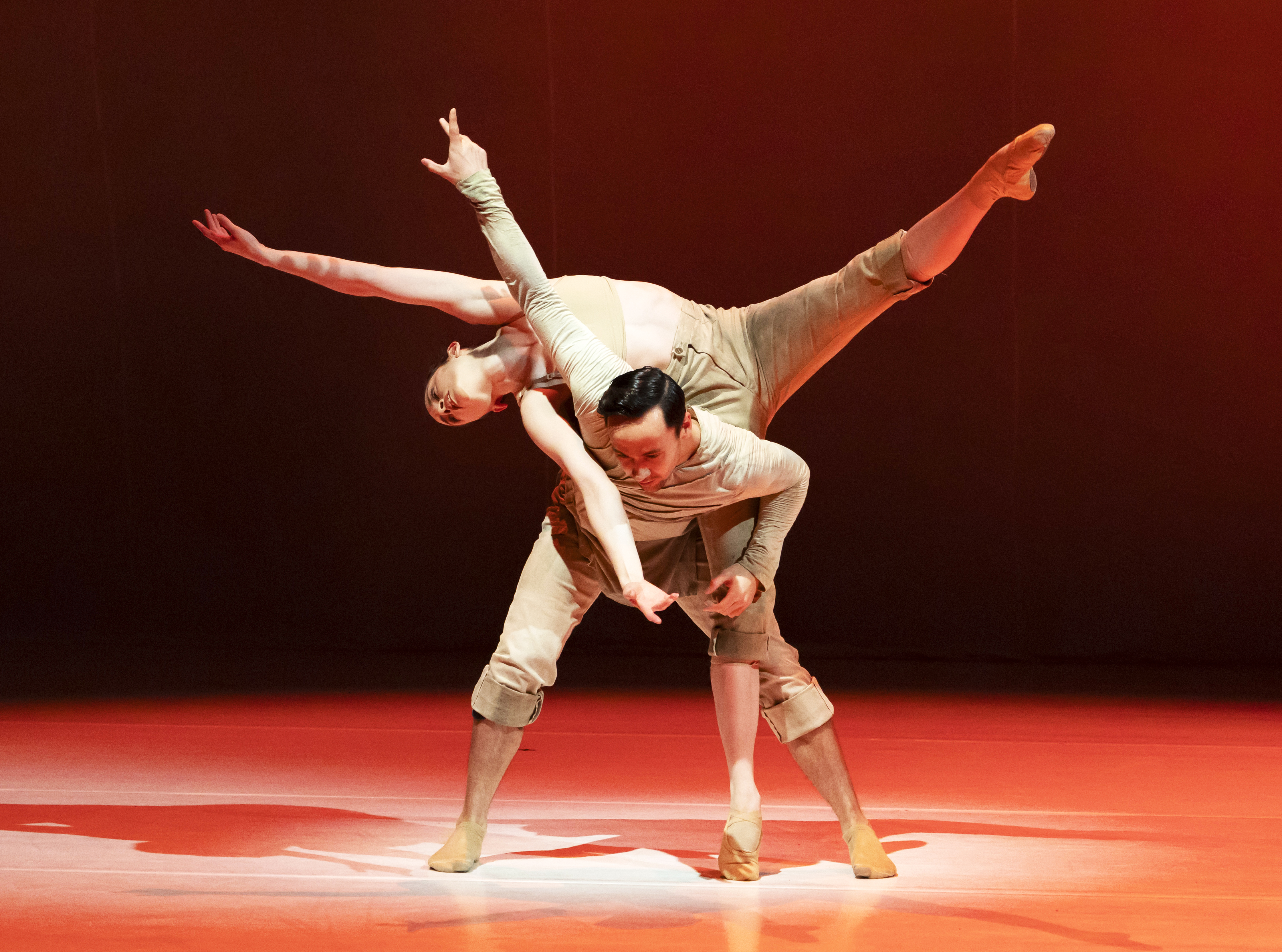 Apr24 GZ Introdans Fall LARBI F Filipvanroe SF (2)