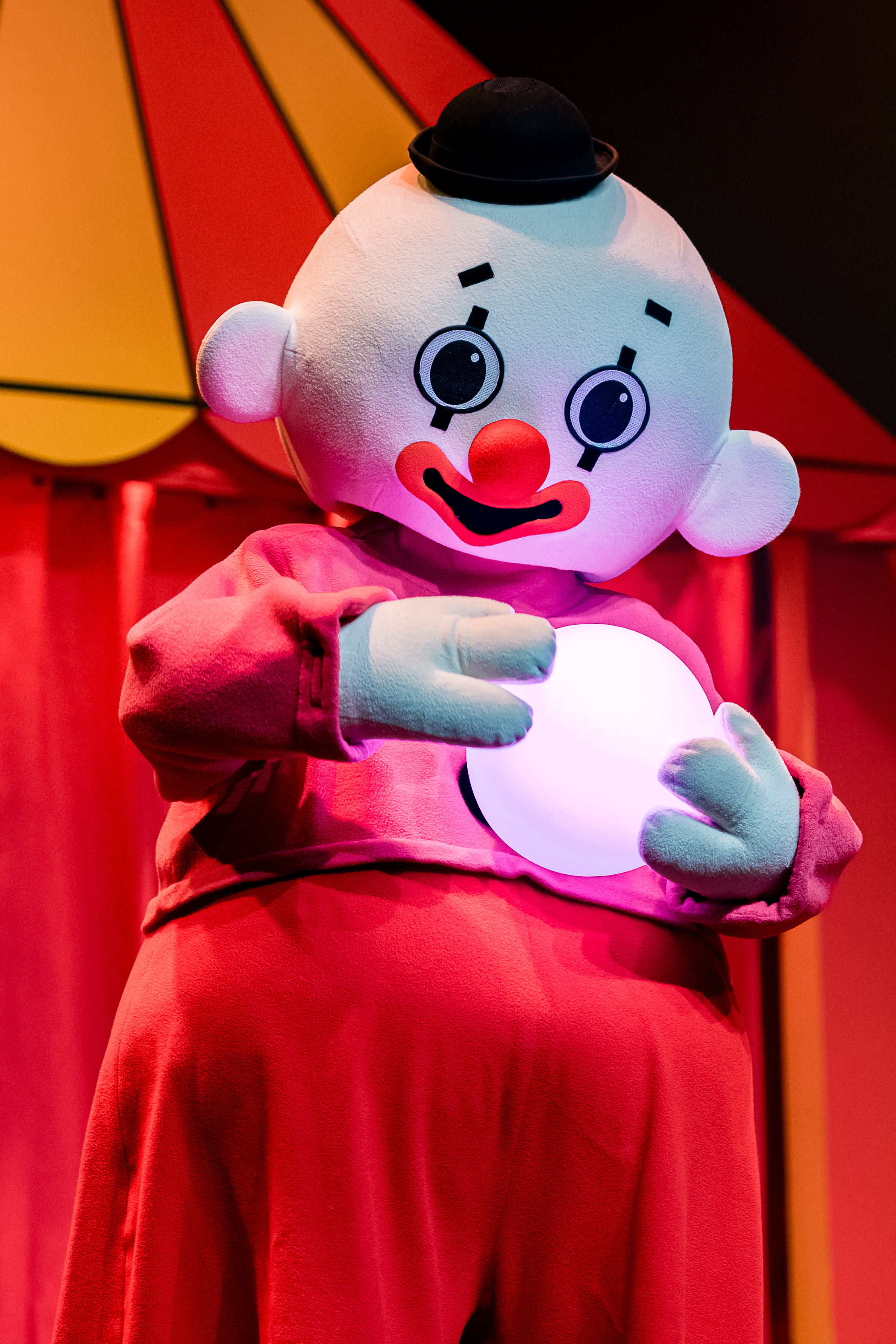 Apr05 GZ Bumba Show SF (4)