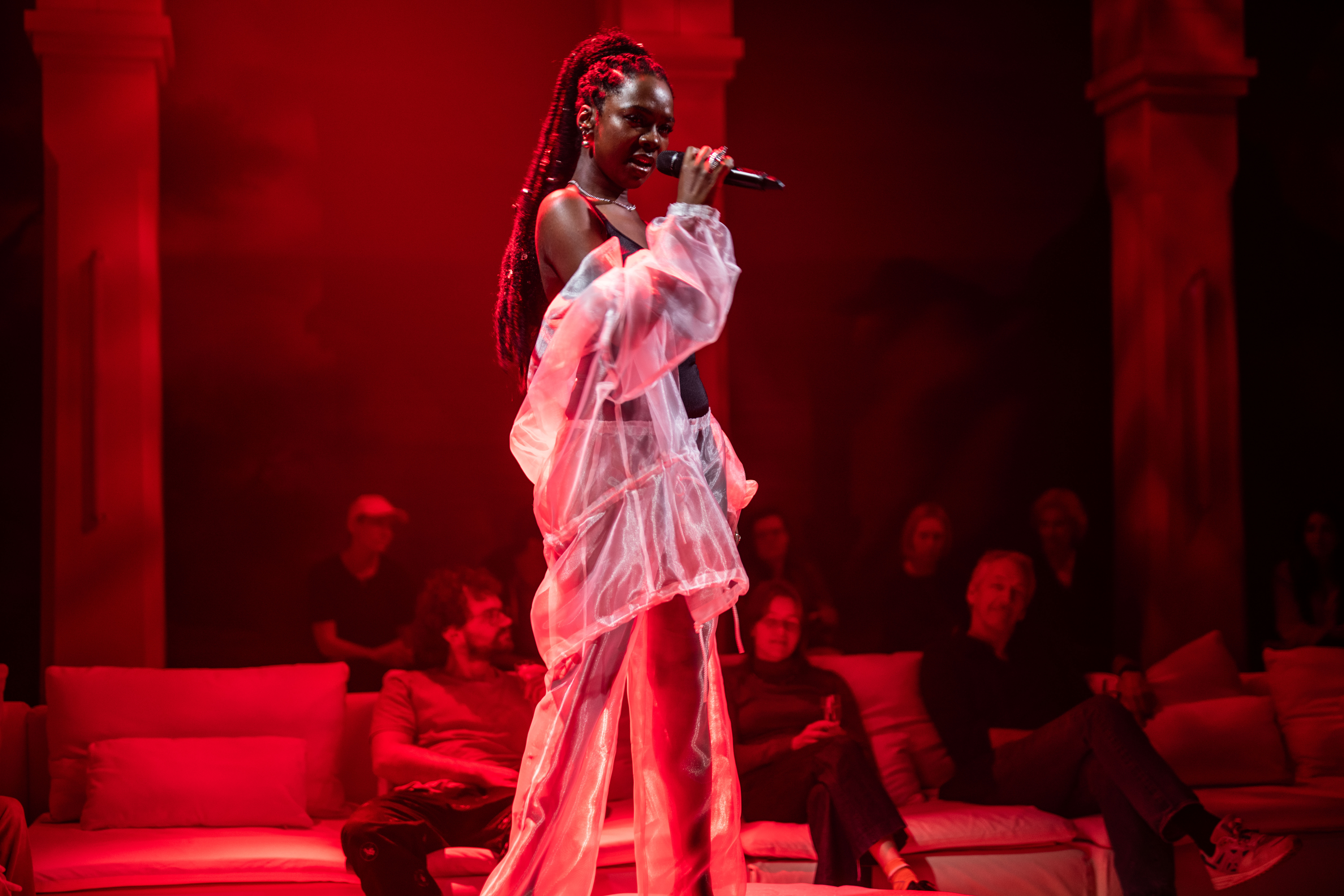 Dec16 GZ Theater Oostpool Milennial 1; Vrede F Bart Grietens SF04